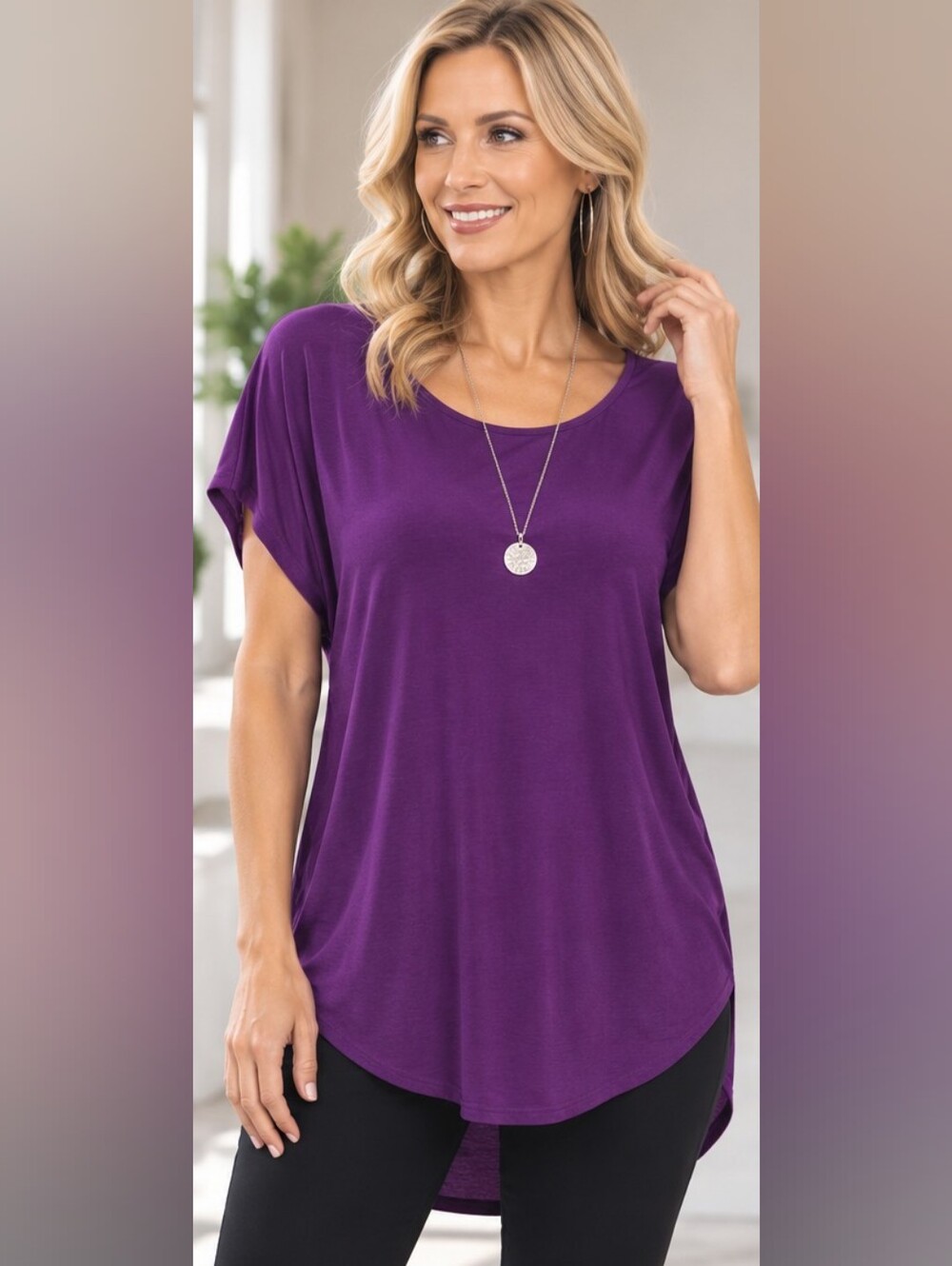 EMI & JOE | ✨💜 Soft Purple Short Sleeve Hi-Lo Blouse | VGUC ✨ size M